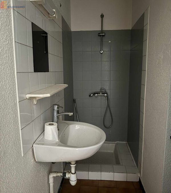 Studio 19m² Nîmes 30000 - Photo 1