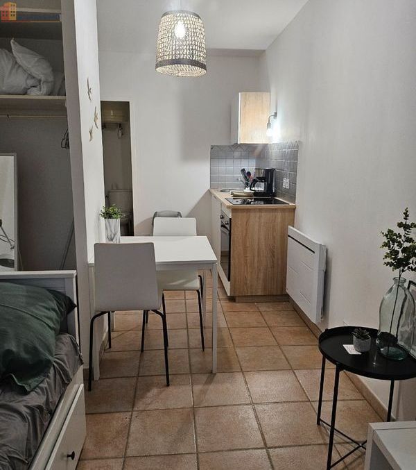 Studio meublé 20m² Codolet - Meublé, 2e étage - Photo 3
