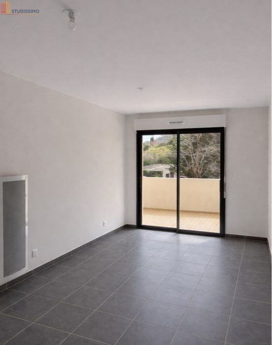 Studio 27m² Nîmes 30000 - DPE B - Photo 2