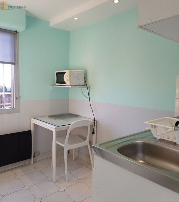 Studio 14m² Nîmes 30900 - Meublé, proche centre-ville - Photo 5