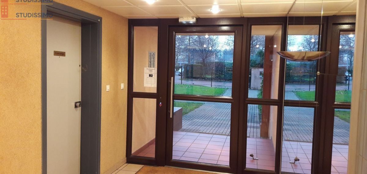 Studio meublé 17m² Toulouse 31200 - Balcon, parking - Photo 2