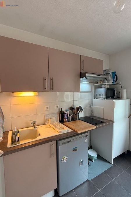 Studio meublé 32m² Toulouse 31400 - Lumineux, étage 2 - Photo 1