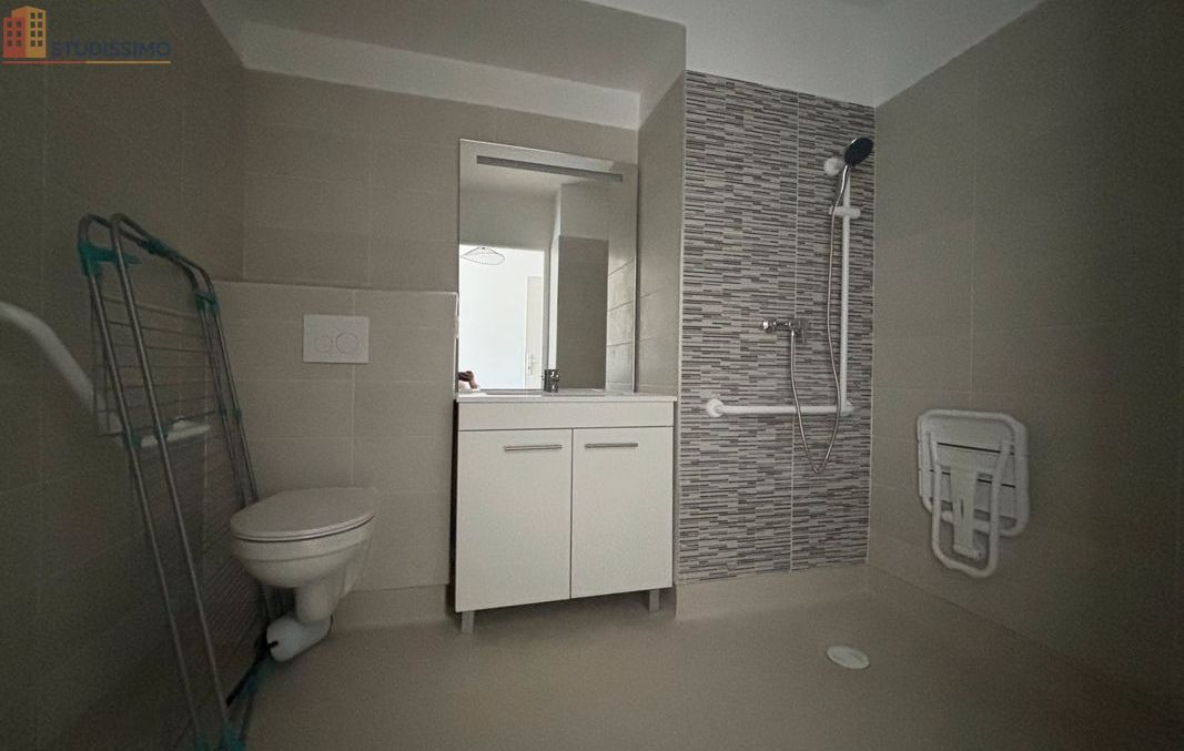 Studio meublé 23m² Toulouse 31500 - Meublé, dernier étage - Photo 2