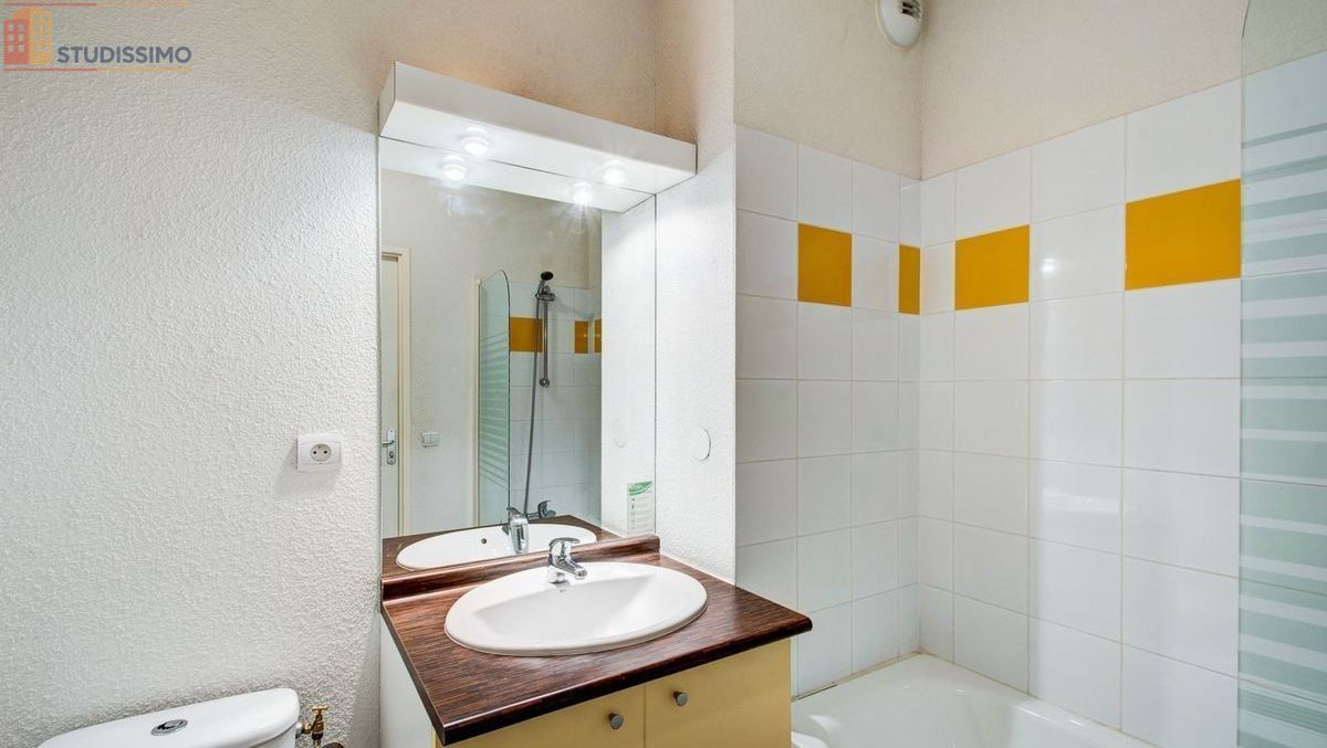 Studio meublé 31m² Bagnères-de-Luchon - Meublé, DPE B - Photo 12