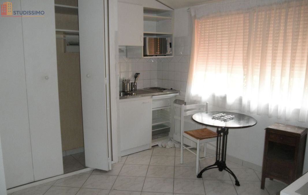 Studio meublé 19m² Toulouse centre - Calme, lumineux - Photo 1