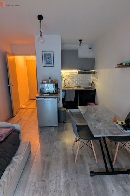 Studio meublé 22m² Toulouse 31200 - Meublé, 2e étage - Photo 2