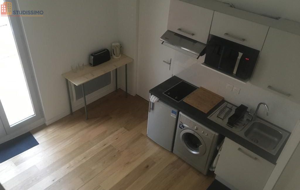 Studio meublé 24m² Toulouse centre - Quartier étudiant, mezzanine - Photo 4