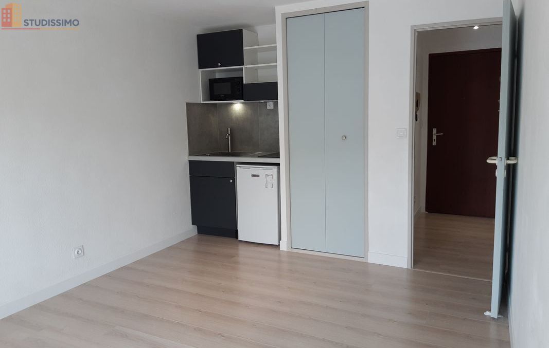 Studio 22m² Toulouse 31400 - Rénové, parking - Photo 8