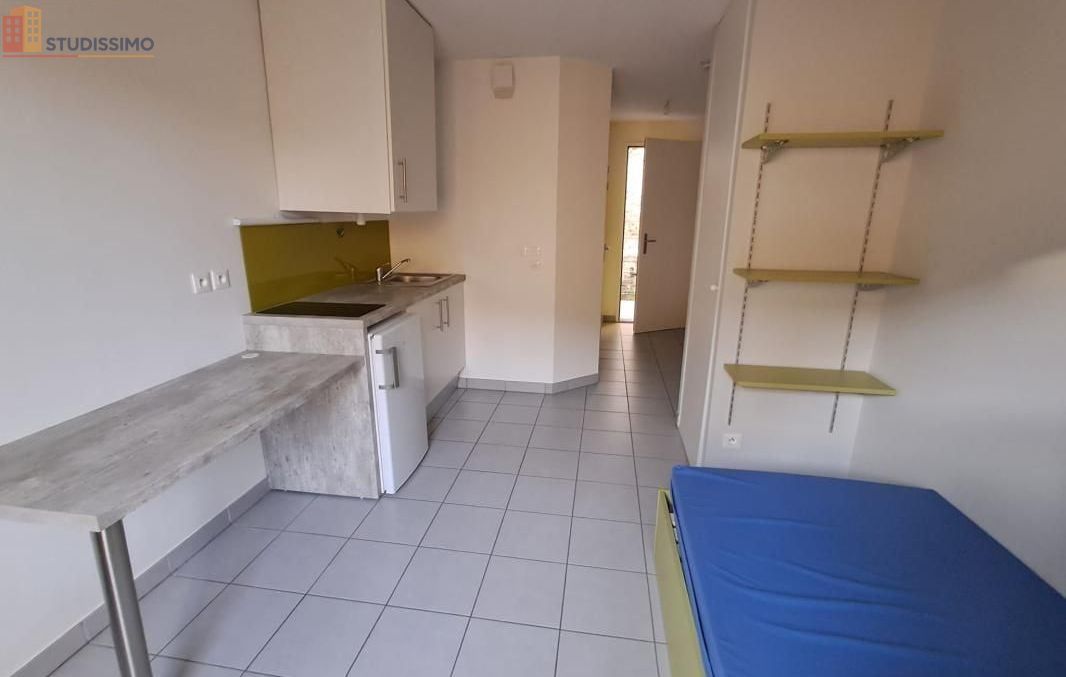Studio 18m² Auch 32000 - Photo 1
