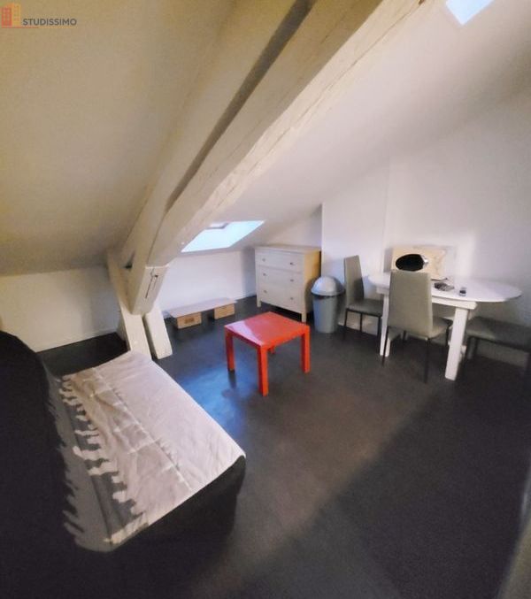 Studio meublé 19m² Auch 32000 - Meublé, 2e étage - Photo 4