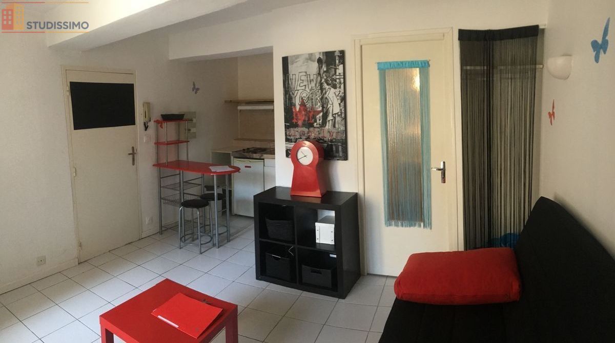 Studio meublé 20m² Auch centre-ville - Proche IUT, proche monuments - Photo 2
