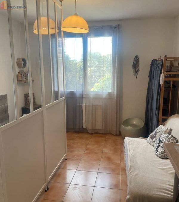 Studio meublé 20m² L'Isle-Jourdain - Calme, centre-ville - Photo 4
