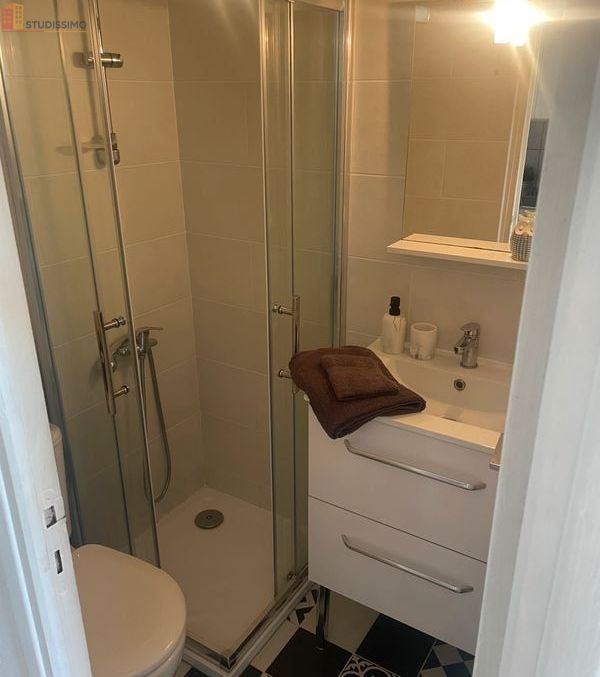 Studio meublé 20m² L'Isle-Jourdain - Calme, centre-ville - Photo 2