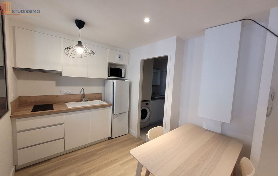 Studio 28m² Auch 32000 - Meublé, DPE C - Photo 9