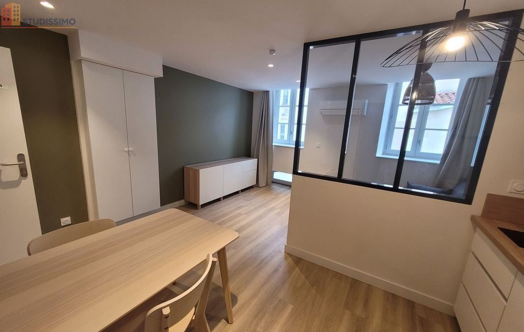 Studio 28m² Auch 32000 - Meublé, DPE C - Photo 5