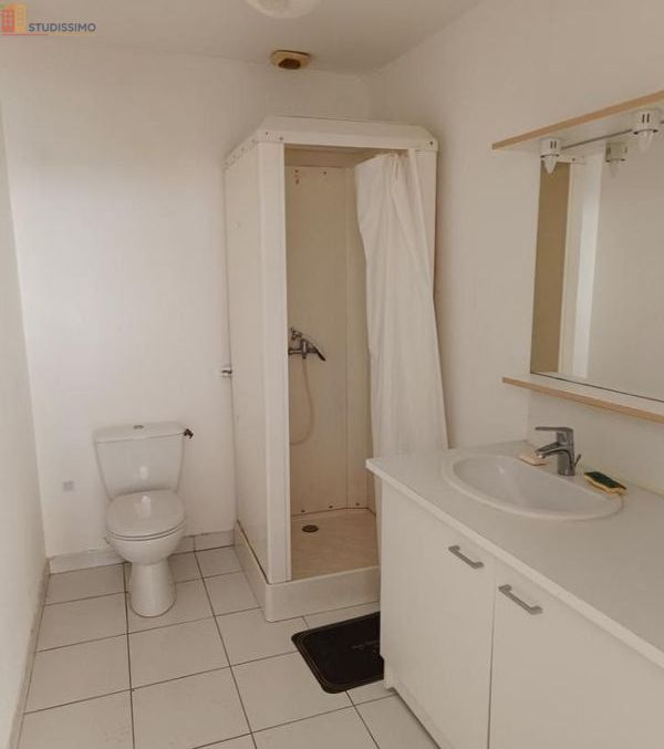 Studio meublé 25m² Bézues-Bajon 32140 - Meublé, DPE D - Photo 2