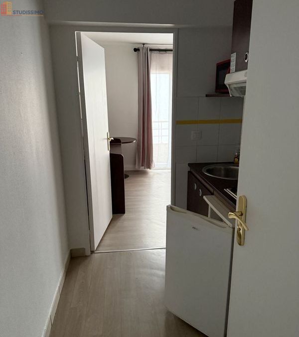 Studio meublé 21m² Béziers - Balcon, lumineux - Photo 7