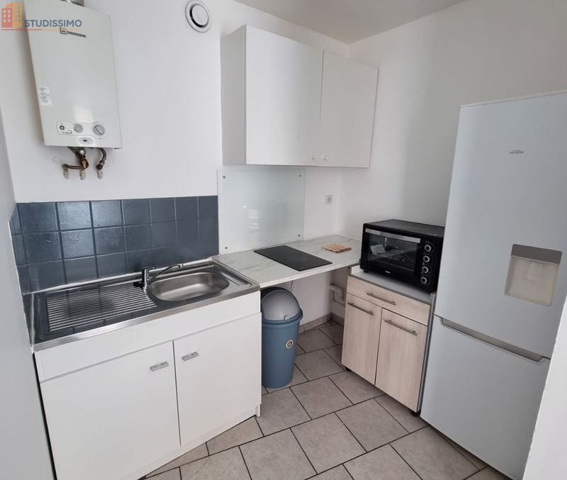 Studio meublé 28m² Bédarieux centre - Meublé, centre-ville - Photo 3