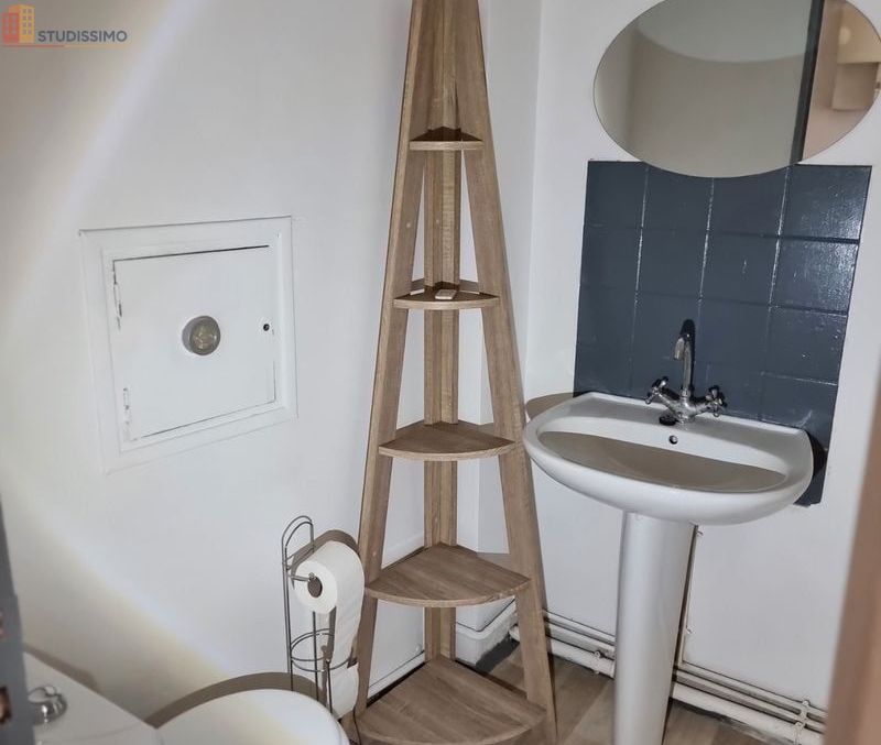 Studio meublé 28m² Bédarieux centre - Meublé, centre-ville - Photo 1
