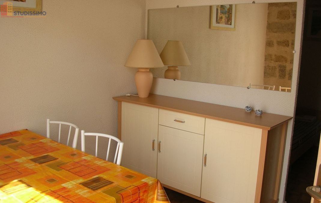 Studio meublé 24m² Pézenas - Meublé, DPE C - Photo 3
