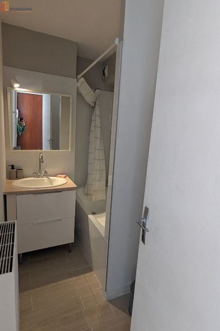 Studio meublé 28m² Bordeaux Nansouty - Lumineux, 5e étage - Photo 3