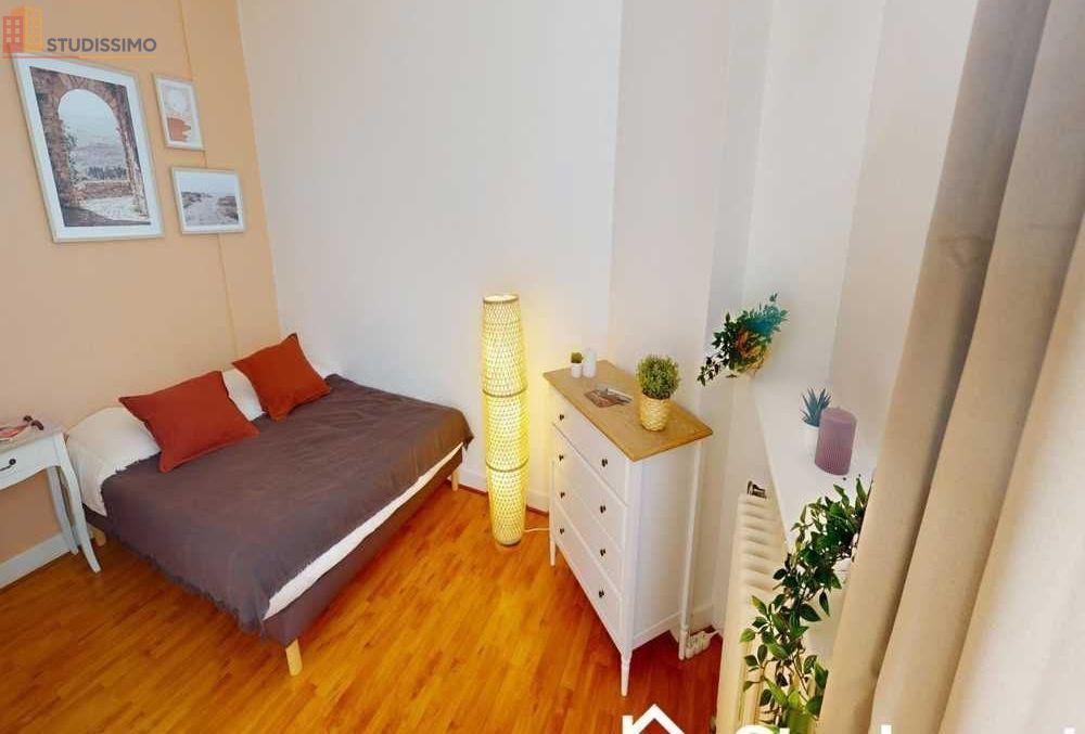 Studio meublé 12m² Bordeaux centre - Calme, lumineux - Photo 1