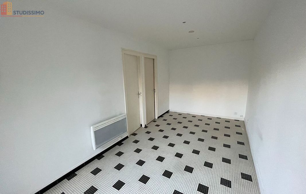 Studio 23m² Bordeaux centre - calme, lumineux - Photo 4