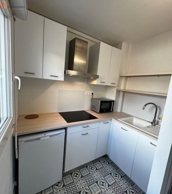 Studio meublé 24m² Bordeaux 33800 - Meublé, DPE D - Photo 1