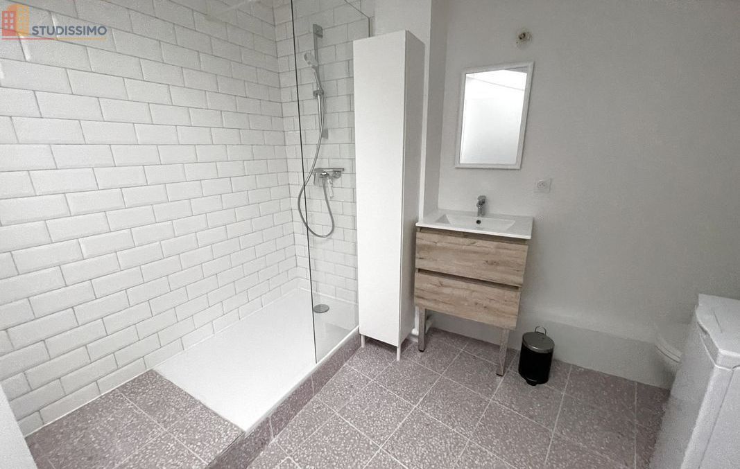 Studio 32m² Bordeaux 33300 - Meublé, lumineux - Photo 2