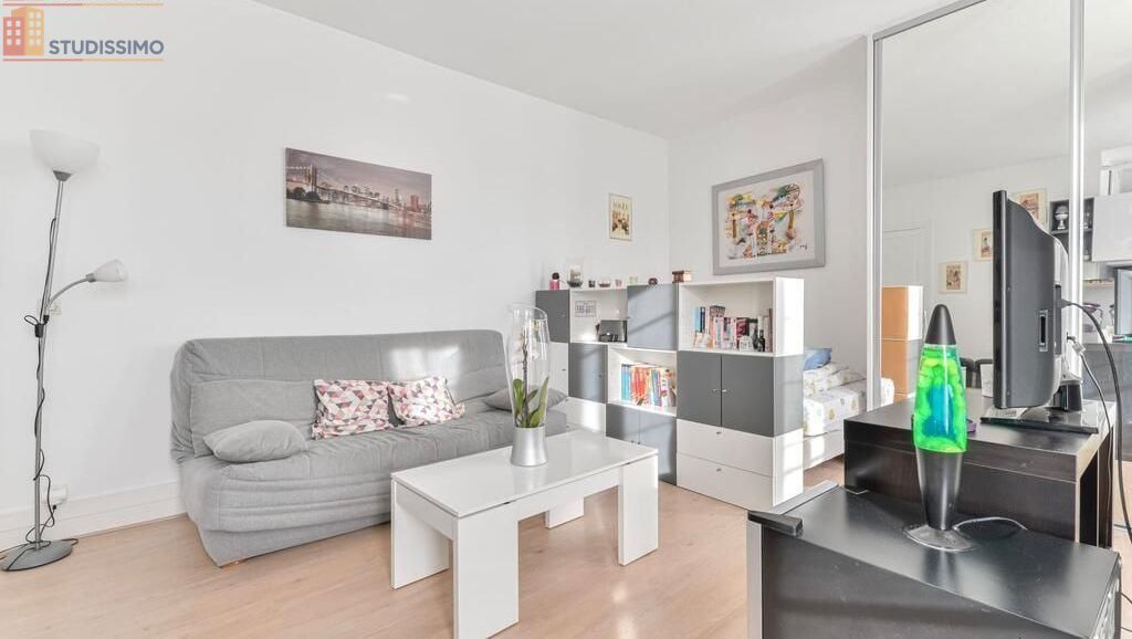 Studio meublé 21m² Bordeaux centre - Meublé, DPE A - Photo 1