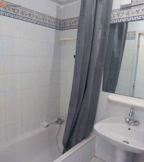 Studio meublé 21m² Montpellier 34090 - Proche facs, calme - Photo 2