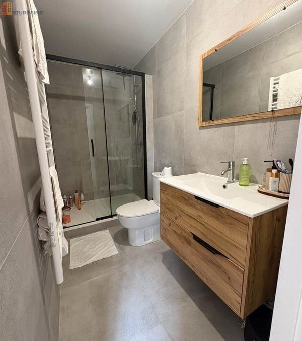 Studio meublé 25m² Castries - Neuf, calme - Photo 2