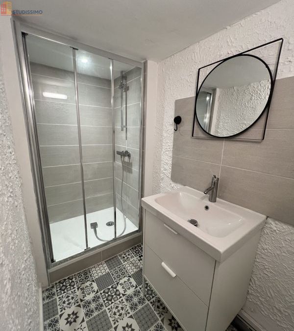 Studio meublé 38m² Montpellier centre - Lumineux, 2e étage - Photo 1