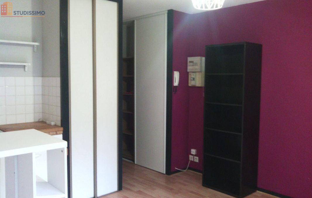 Studio meublé 23m² Bordeaux centre - Proche Victoire, lycées - Photo 2