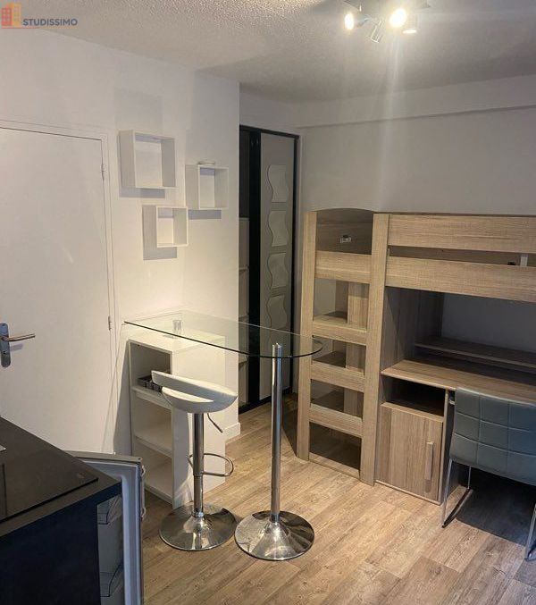 Studio meublé 18m² Rennes centre - Calme, meublé - Photo 2