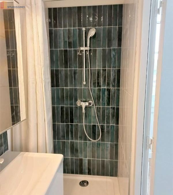 Studio meublé 16m² Bordeaux centre - Calme, lumineux - Photo 2