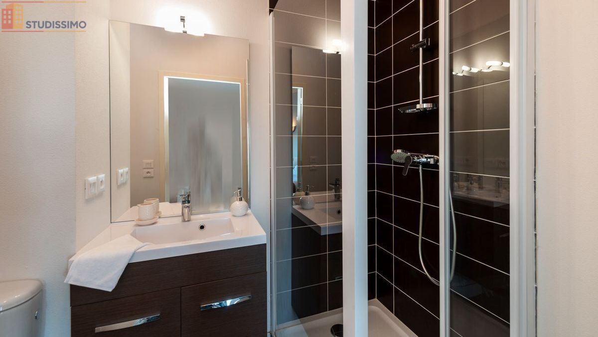 Studio meublé 28m² Noyal-Châtillon-sur-Seiche - Meublé, DPE B - Photo 2