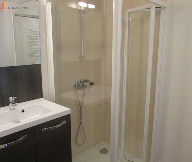 Studio meublé 27m² Le Rheu - Balcon, lumineux - Photo 3