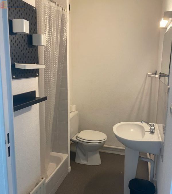 Studio meublé 21m² Rennes centre - Proche gare - Photo 1