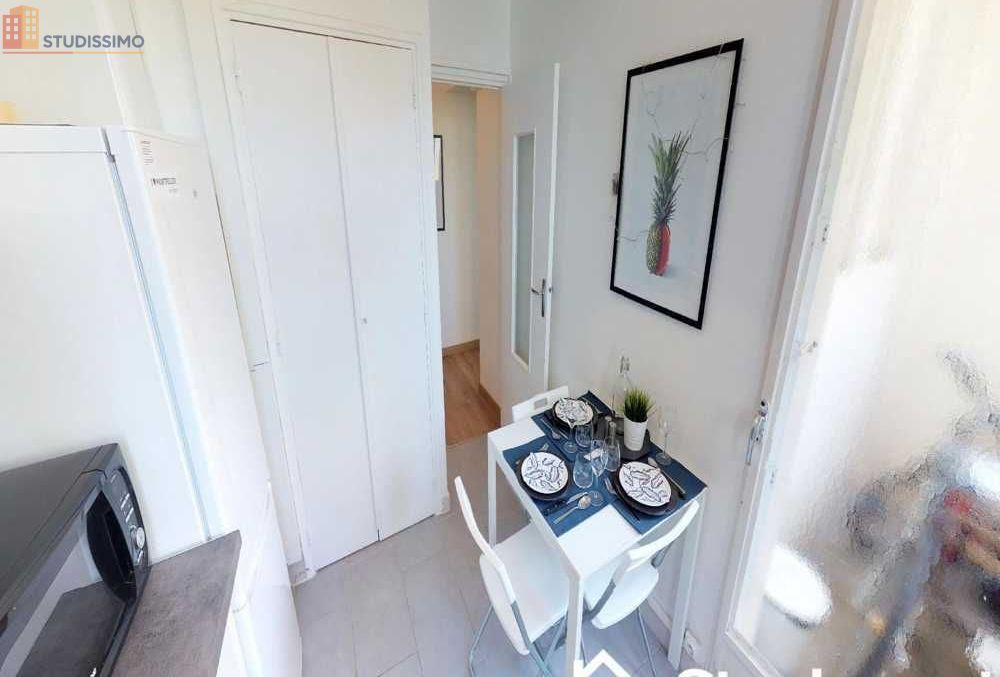 Studio meublé 12m² Montpellier centre - Calme, lumineux - Photo 1