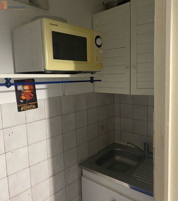 Studio meublé 18m² Fougères 35300 - Indépendant, chez l'habitant - Photo 1