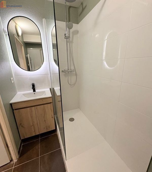 Studio meublé 18m² Bordeaux 33300 - Charges comprises, chauffage included - Photo 4