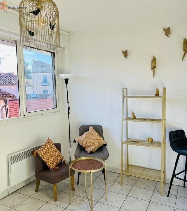 Studio meublé 20m² Montpellier centre - Lumineux, 3e étage - Photo 3