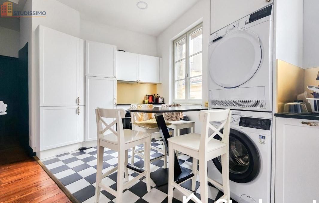 Studio meublé 13m² Bordeaux 33000 - Calme, lumineux - Photo 3