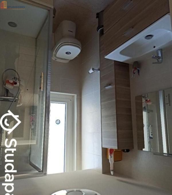 Studio meublé 16m² Mérignac - Meublé, 1er étage - Photo 2