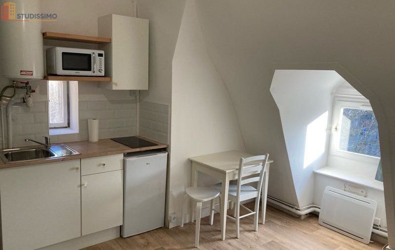 Studio meublé 10m² Rennes 35000 - Meublé, 3e étage - Photo 2