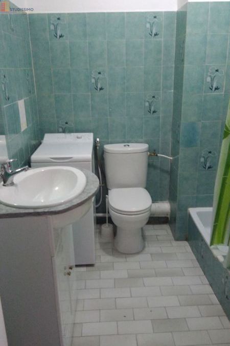 Studio meublé 25m² Sète - Lumineux, 3e étage - Photo 1
