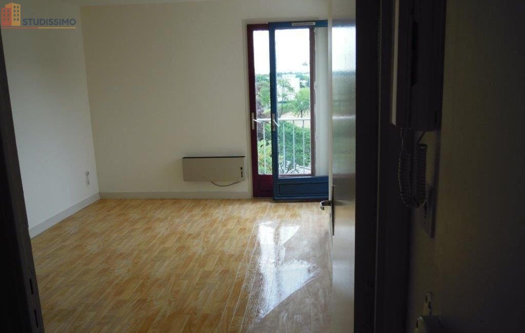 Studio 20m² Rennes 35700 - Parking couvert - Photo 4
