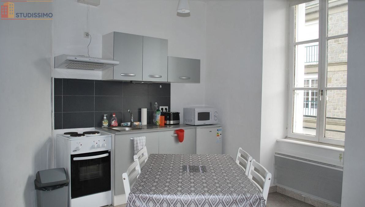Studio meublé 24m² Fougères 35300 - Meublé, 1er étage - Photo 5