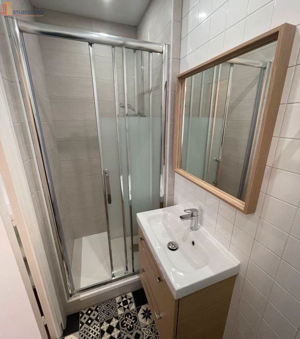 Studio meublé 15m² Rennes centre - Calme, optimisé space - Photo 1